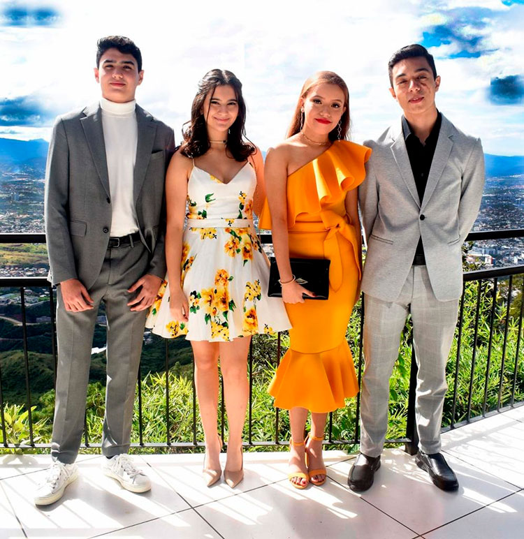 Andrés Rico, Andrea Rivera, Ivana López, Gabriel Elvir